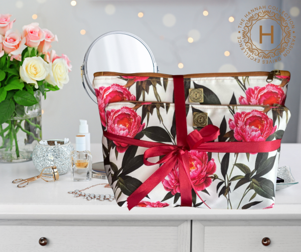 Makeup & Toiletry Bag Set #17